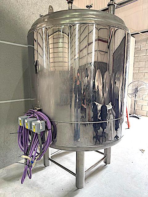 TANQUE ACERO INOXIDABLE CON CAMISA DE CALEFACCION  3.000 LITROS USADOS